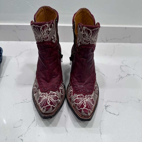 ERIN SHORT BOOT 6"
OLD GRINGO
COLOR RED - Picture 4 of 6